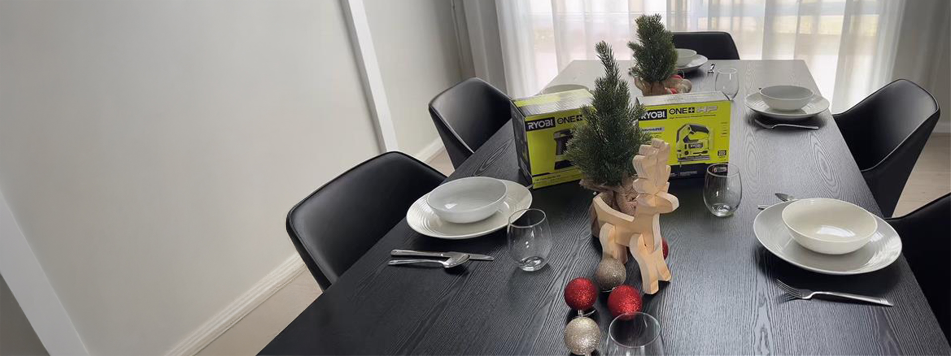 DIY Wooden Reindeer table decoration